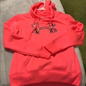 Pink Under Armour sweatshirt
